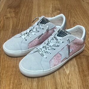 EUC Vintage Havana Percy Glitter Multi Sneakers Sz 6